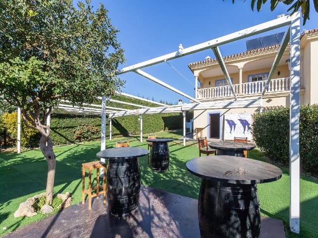 3 camera da letto Finca/Casa di Campagna in vendita in Estepona con piscina garage - 954.450 € (Rif: 4859330)