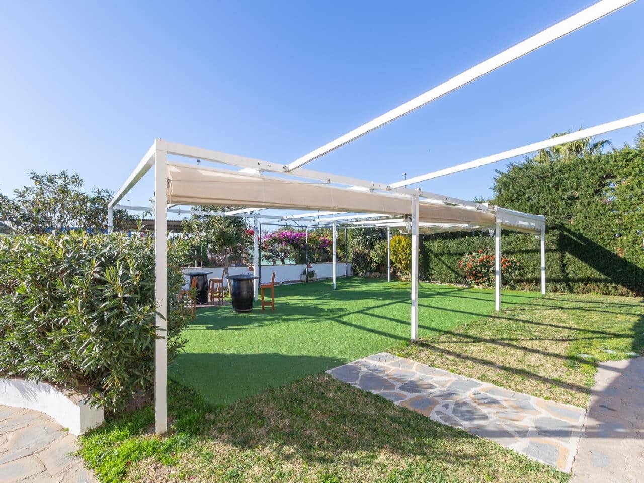 3 quarto Quinta/Casa Rural para venda em Estepona com piscina garagem - 954 450 € (Ref: 4859330)