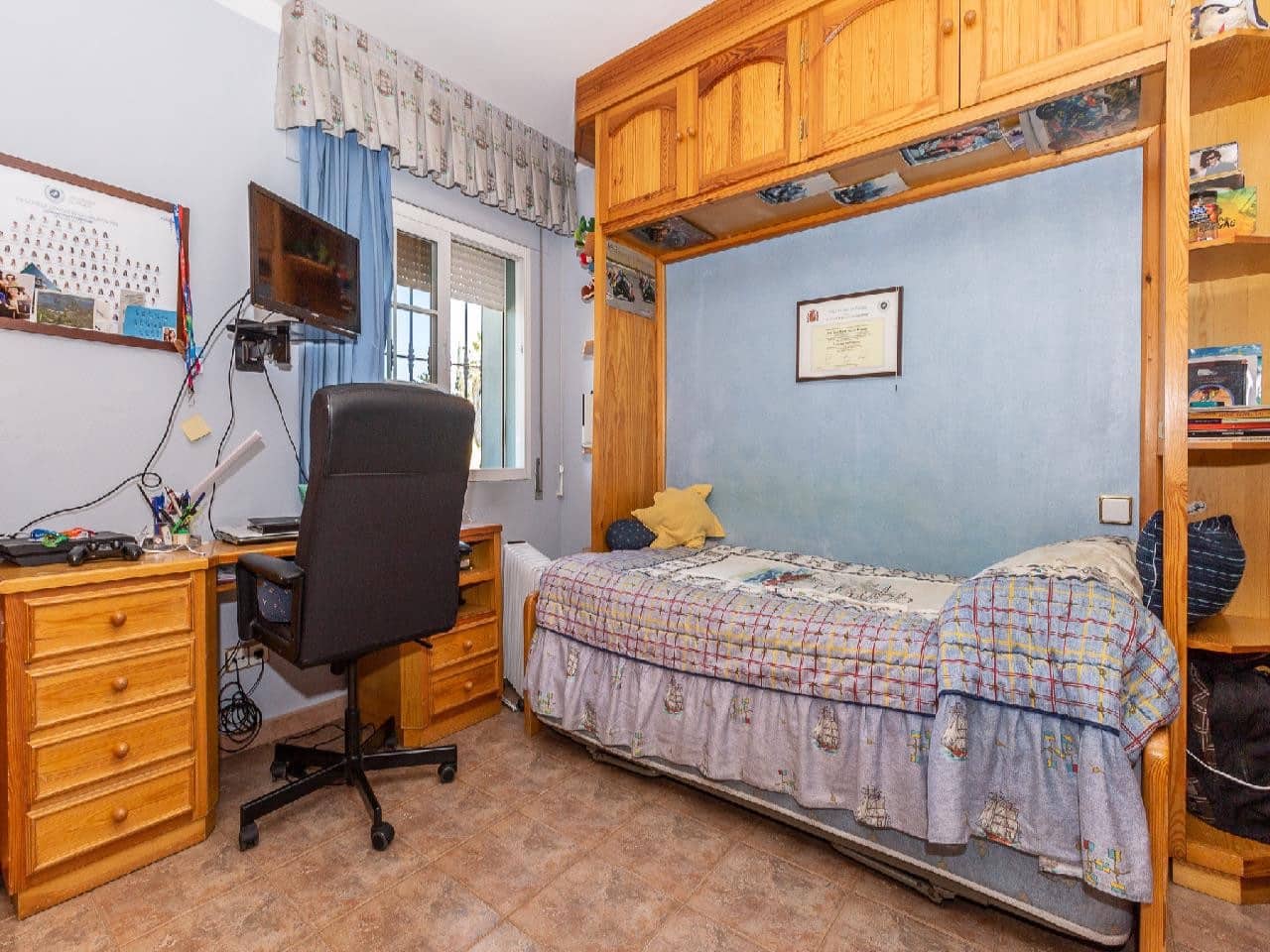 3 quarto Quinta/Casa Rural para venda em Estepona com piscina garagem - 954 450 € (Ref: 4859330)