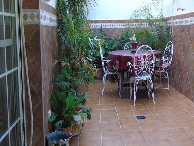 5 bedroom Townhouse for sale in Estepona with garage - € 925,000 (Ref: 6238137)