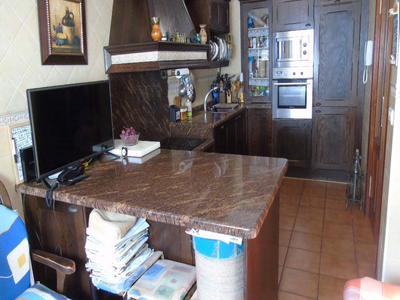 5 bedroom Townhouse for sale in Estepona with garage - € 925,000 (Ref: 6238137)