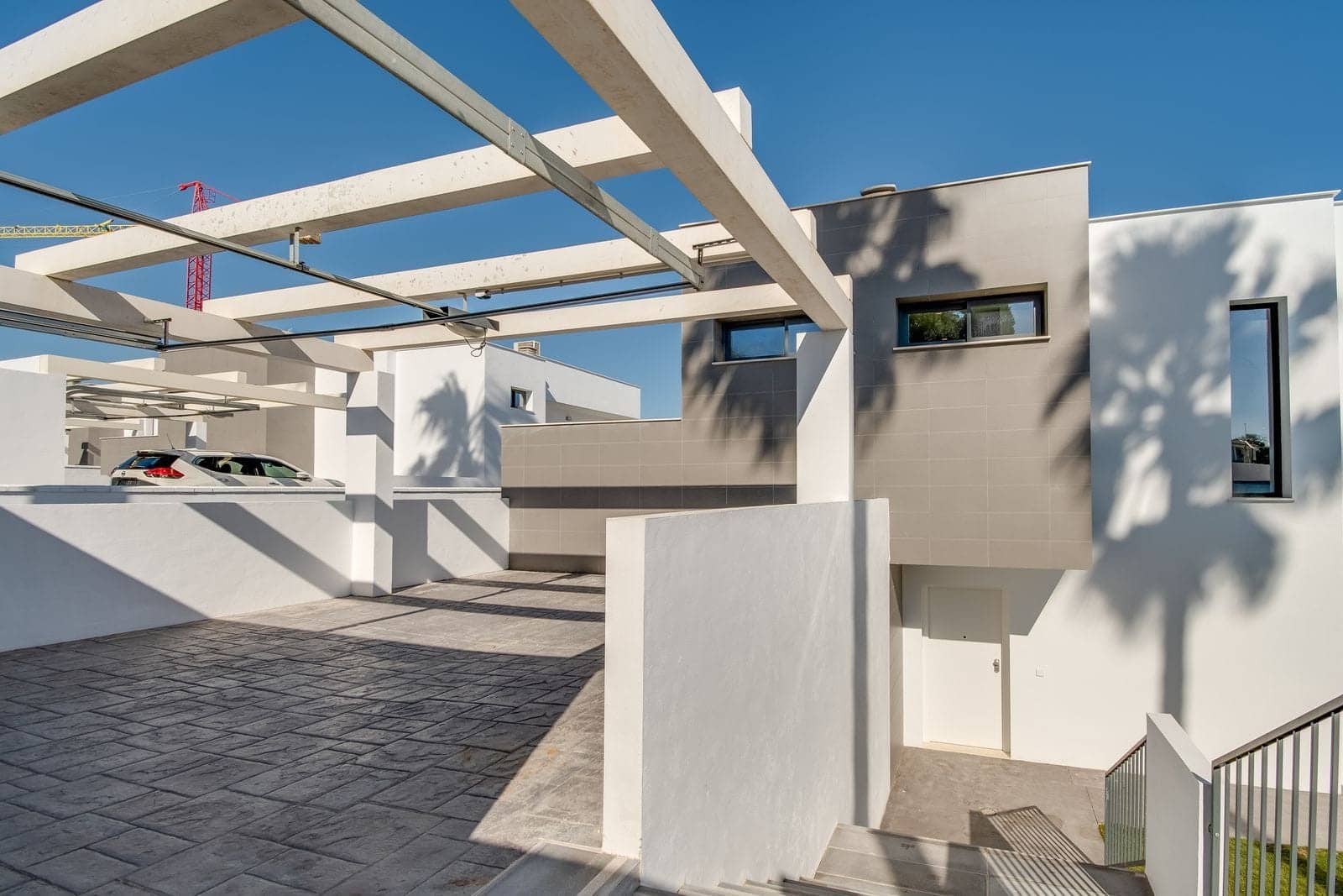 4 bedroom Villa for sale in Castillo de la Duquesa with pool garage - € 1,065,000 (Ref: 6316760)