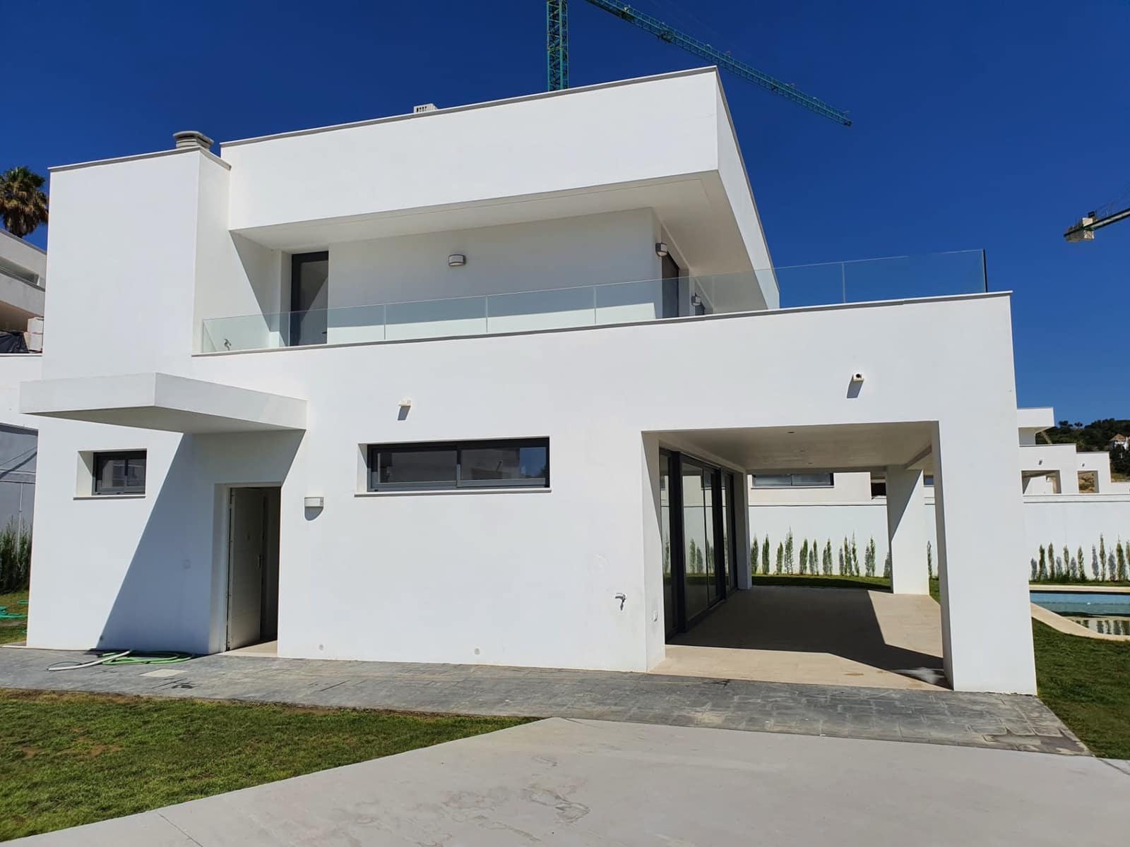 4 bedroom Villa for sale in Castillo de la Duquesa with pool garage - € 1,065,000 (Ref: 6316760)