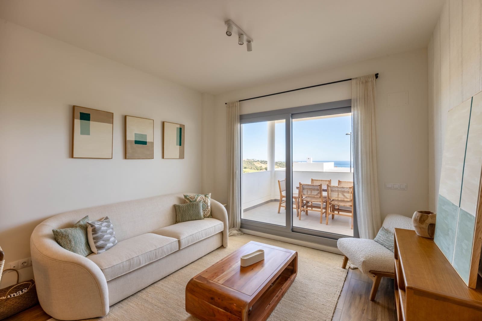 4 makuuhuone Huoneisto myytävänä paikassa Estepona mukana uima-altaan 
autotalli - 564 000 € (Ref: 6915923)