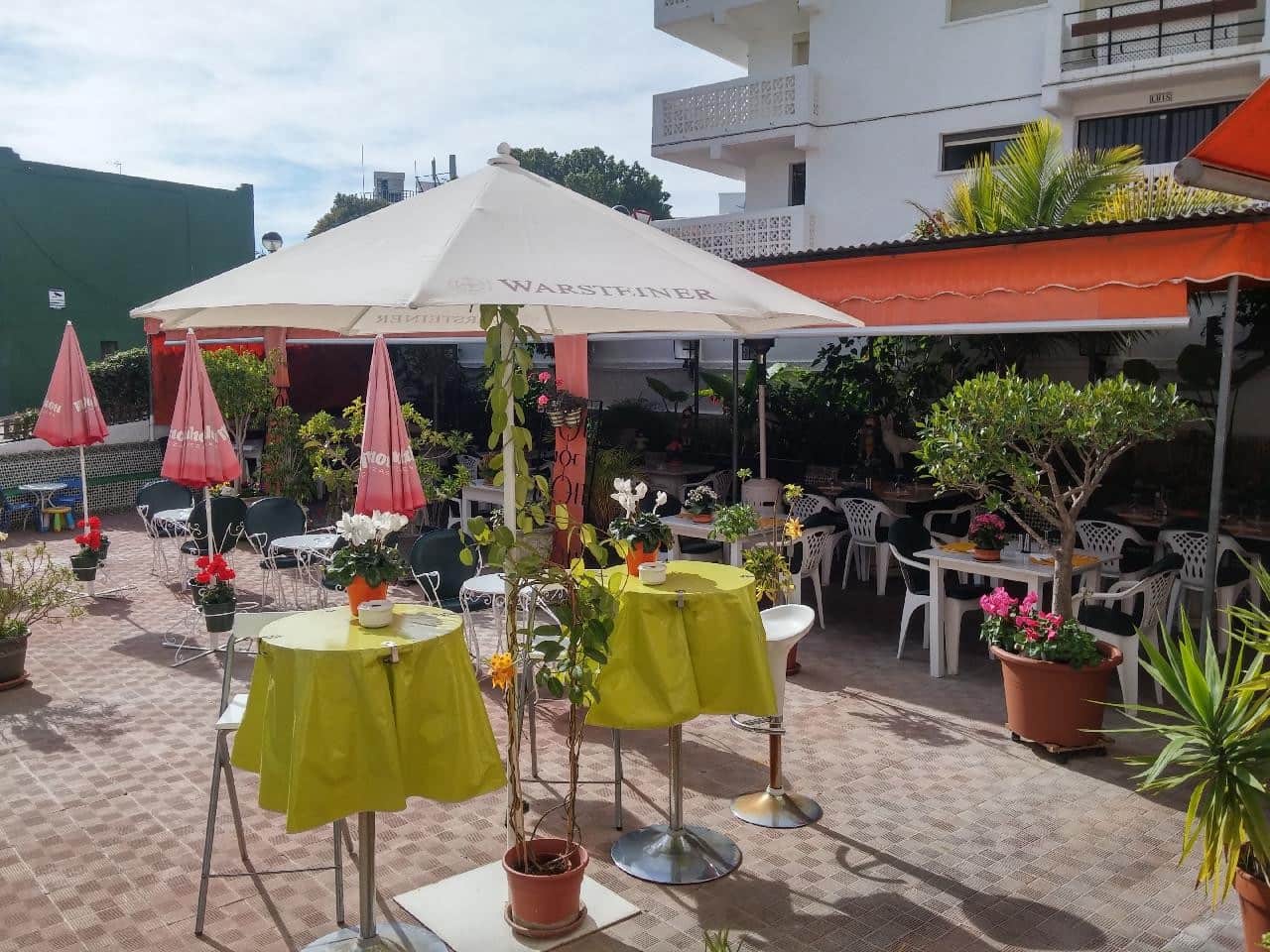 Erhverv til salg i Estepona med swimmingpool - € 186.000 (Ref: 6967453)