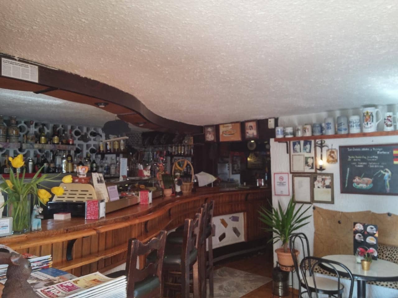 Erhverv til salg i Estepona med swimmingpool - € 186.000 (Ref: 6967453)