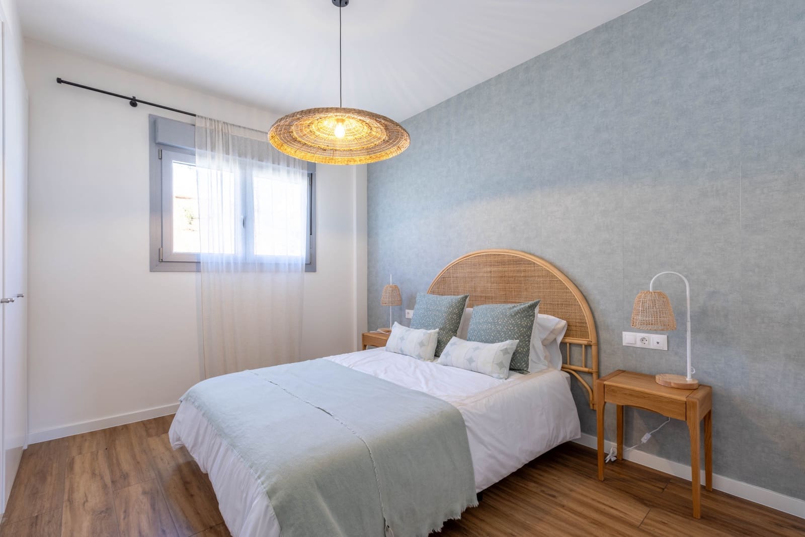 Apartamento de 2 habitaciones en Estepona en venta con piscina garaje - 441.000 € (Ref: 7005358)