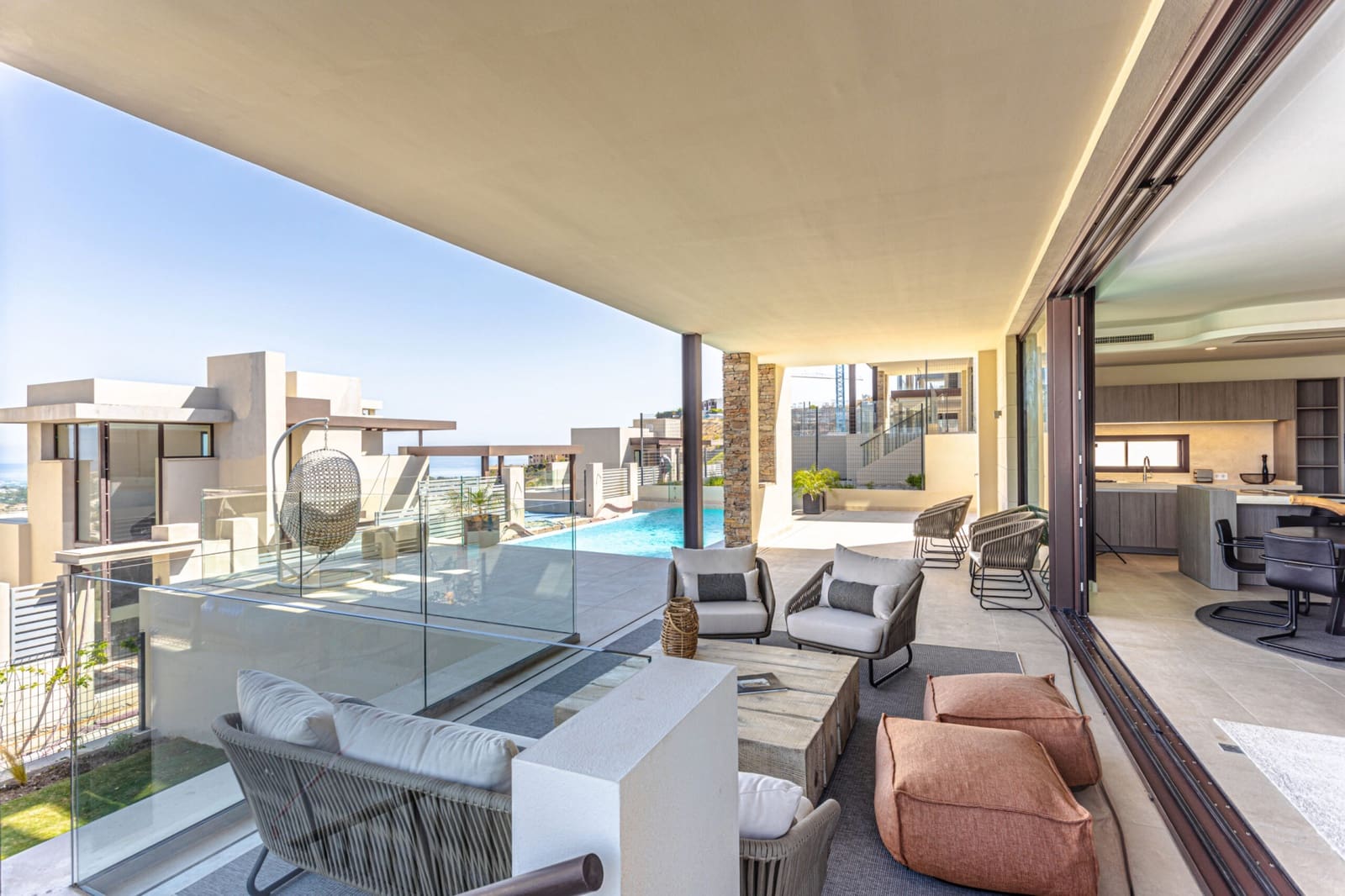 4 chambre Villa/Maison à vendre à Benahavis avec piscine garage - 1 890 000 € (Ref: 7043869)