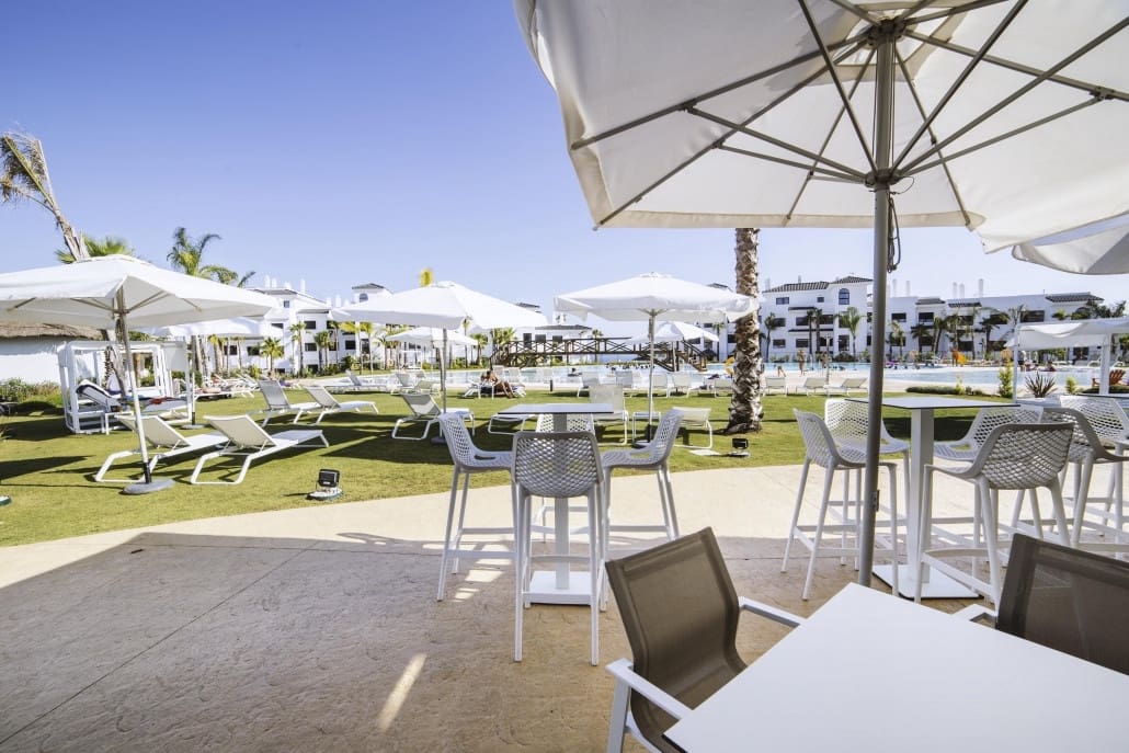 2 Zimmer Apartment zu verkaufen in Estepona mit Pool Garage - 871.442 € (Ref: 7128553)