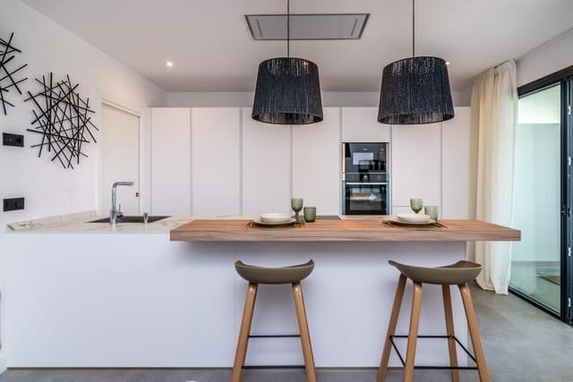 2 Zimmer Apartment zu verkaufen in Estepona mit Pool Garage - 871.442 € (Ref: 7128553)