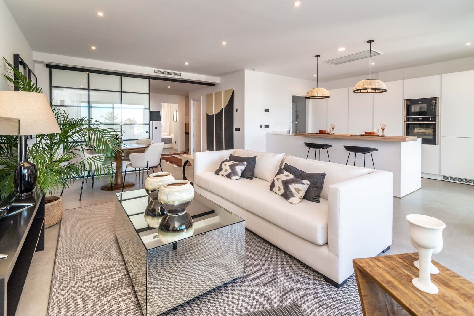 2 Zimmer Apartment zu verkaufen in Estepona mit Pool Garage - 871.442 € (Ref: 7128553)