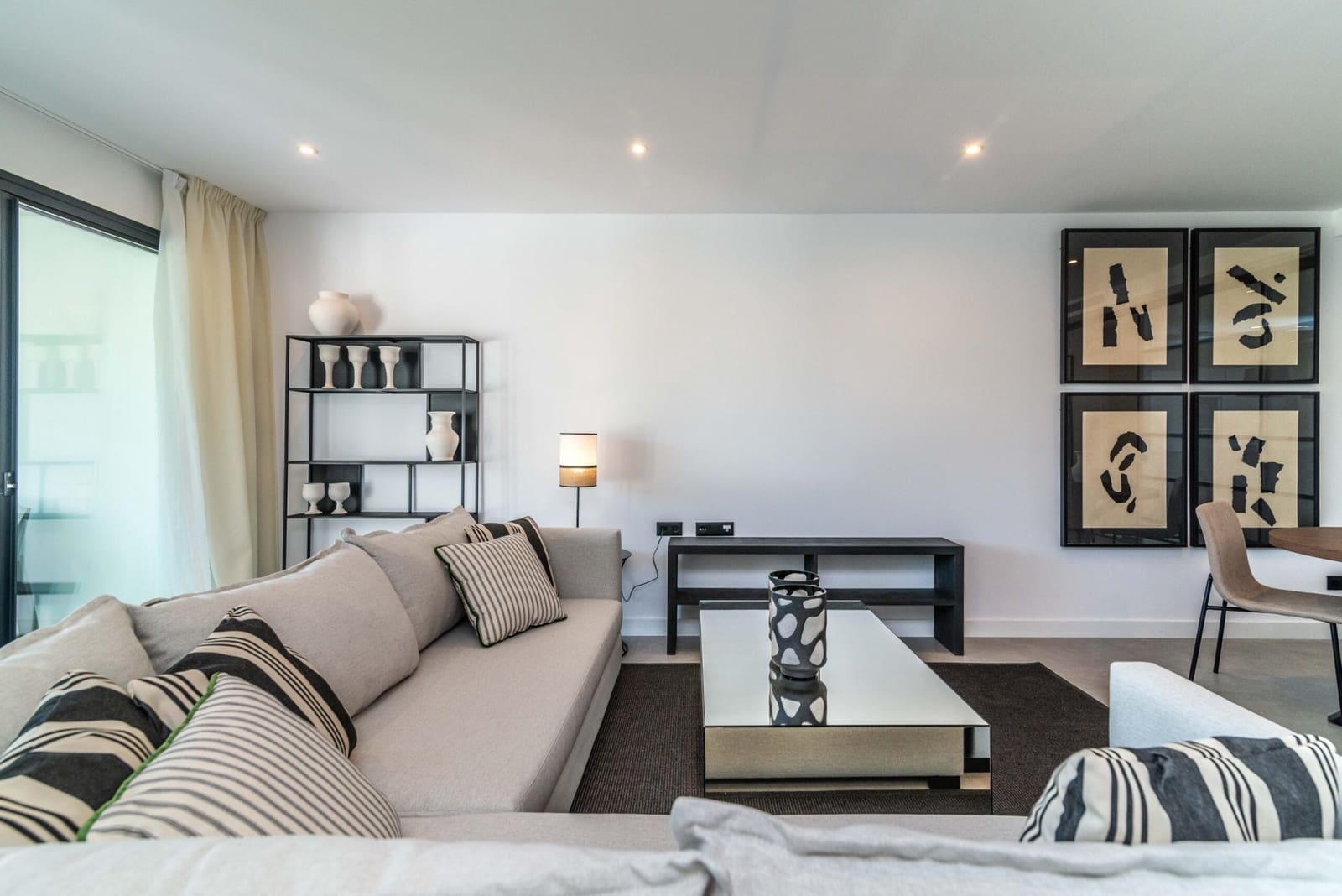 2 Zimmer Apartment zu verkaufen in Estepona mit Pool Garage - 871.442 € (Ref: 7128553)