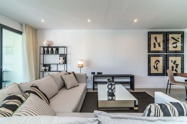 2 Zimmer Apartment zu verkaufen in Estepona mit Pool Garage - 871.442 € (Ref: 7128553)