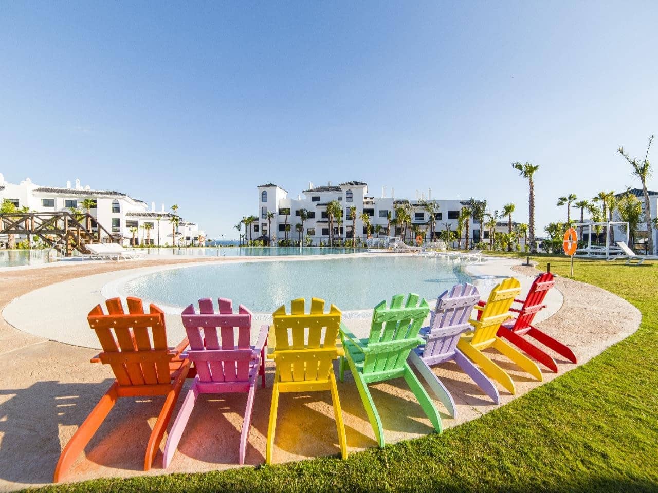 2 Zimmer Apartment zu verkaufen in Estepona mit Pool Garage - 871.442 € (Ref: 7128553)