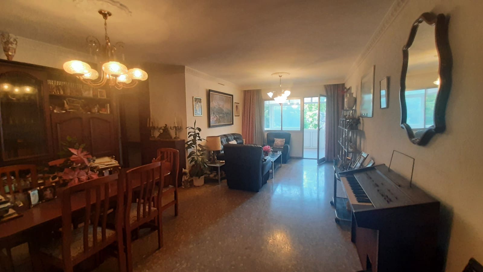3 makuuhuone Huoneisto myytävänä paikassa Marbella mukana 
autotalli - 750 000 € (Ref: 7541716)