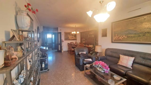3 slaapkamer Appartement te koop in Marbella met garage - € 750.000 (Ref: 7541716)