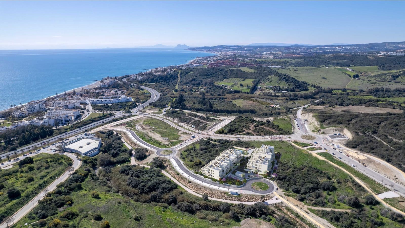 3 sypialnia Apartament na sprzedaż w Estepona z basenem garażem - 739 000 € (Ref: 7626953)