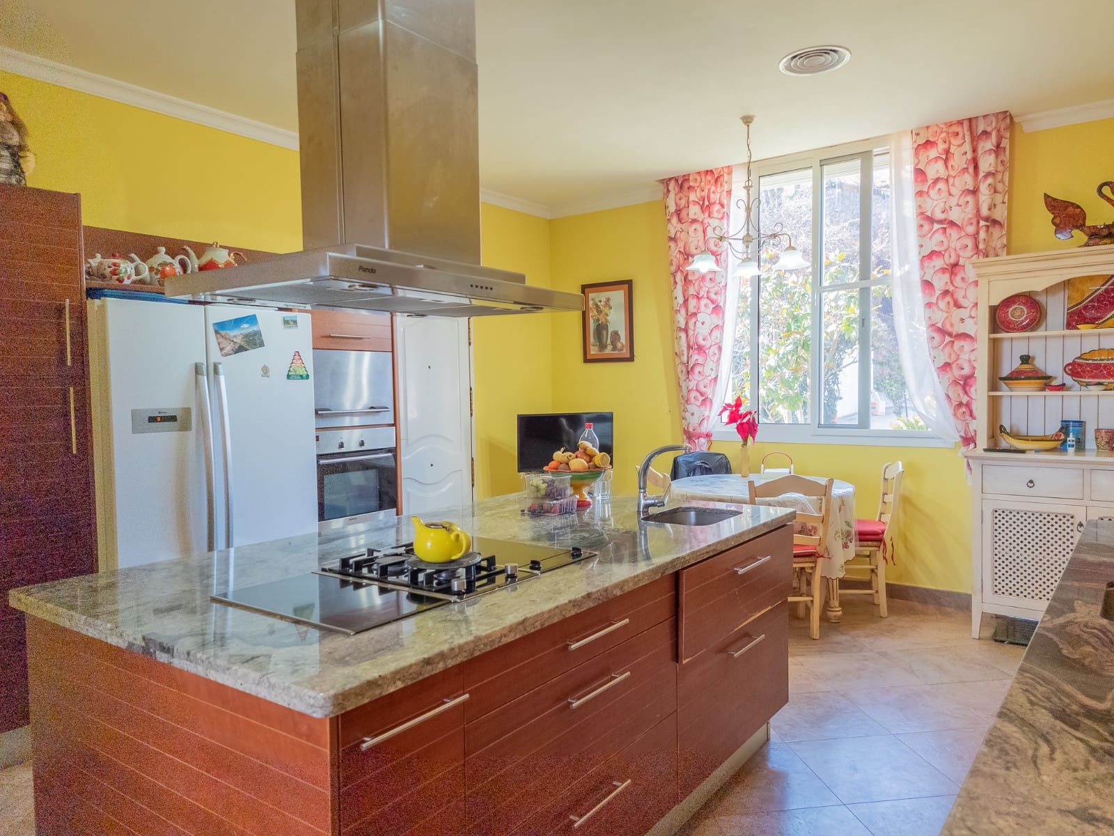 Chalet de 7 habitaciones en Estepona en venta con piscina garaje - 2.100.000 € (Ref: 7808671)