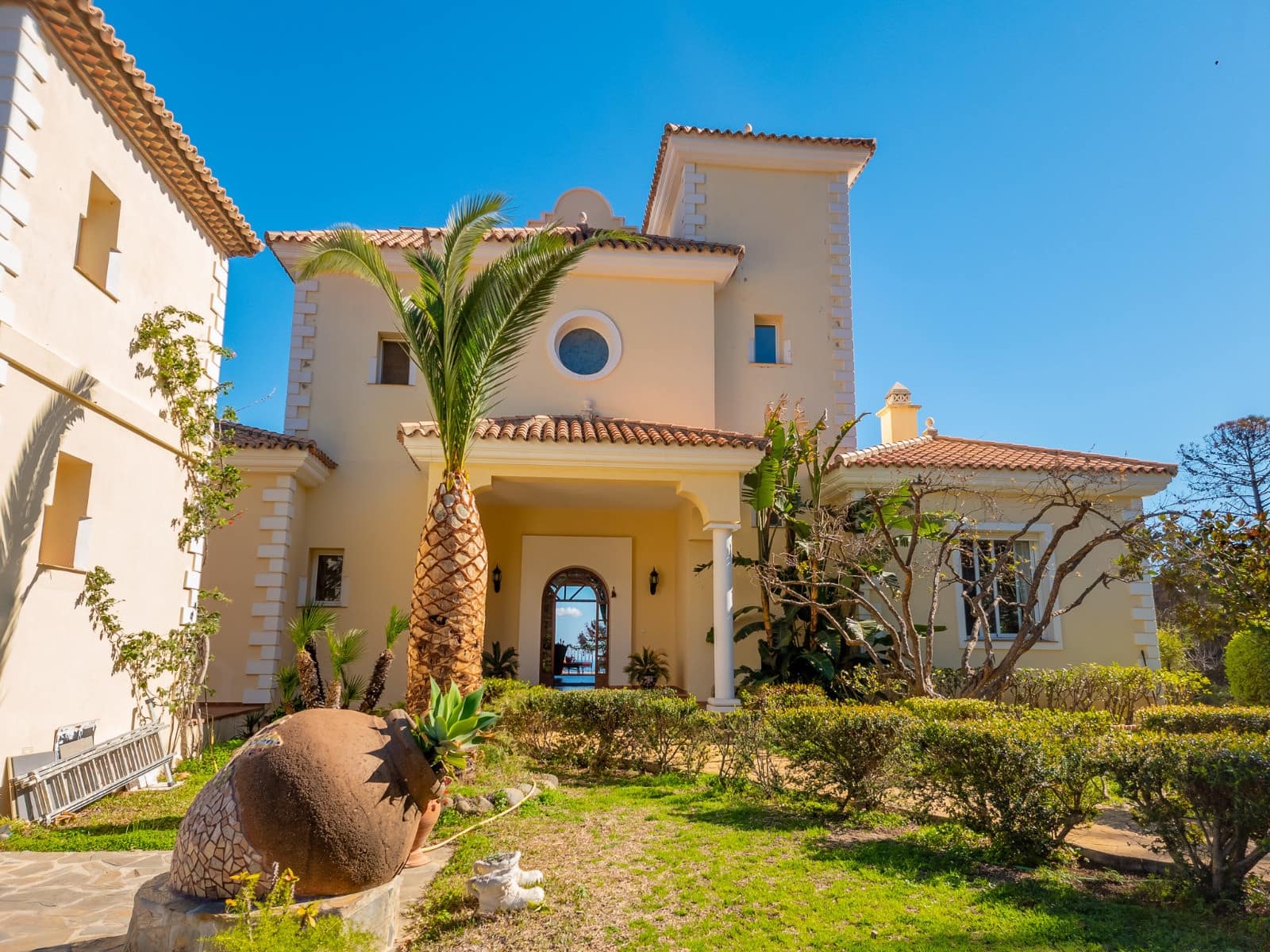 Chalet de 7 habitaciones en Estepona en venta con piscina garaje - 2.100.000 € (Ref: 7808671)