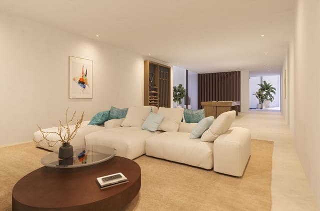 3 chambre Villa/Maison à vendre à Estepona Golf, Estepona avec piscine garage - 1 550 000 € (Ref: 8194855)