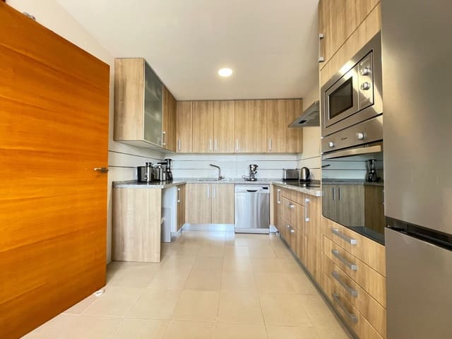 Casa de 3 habitaciones en Estepona en venta con piscina garaje - 530.000 € (Ref: 8456424)