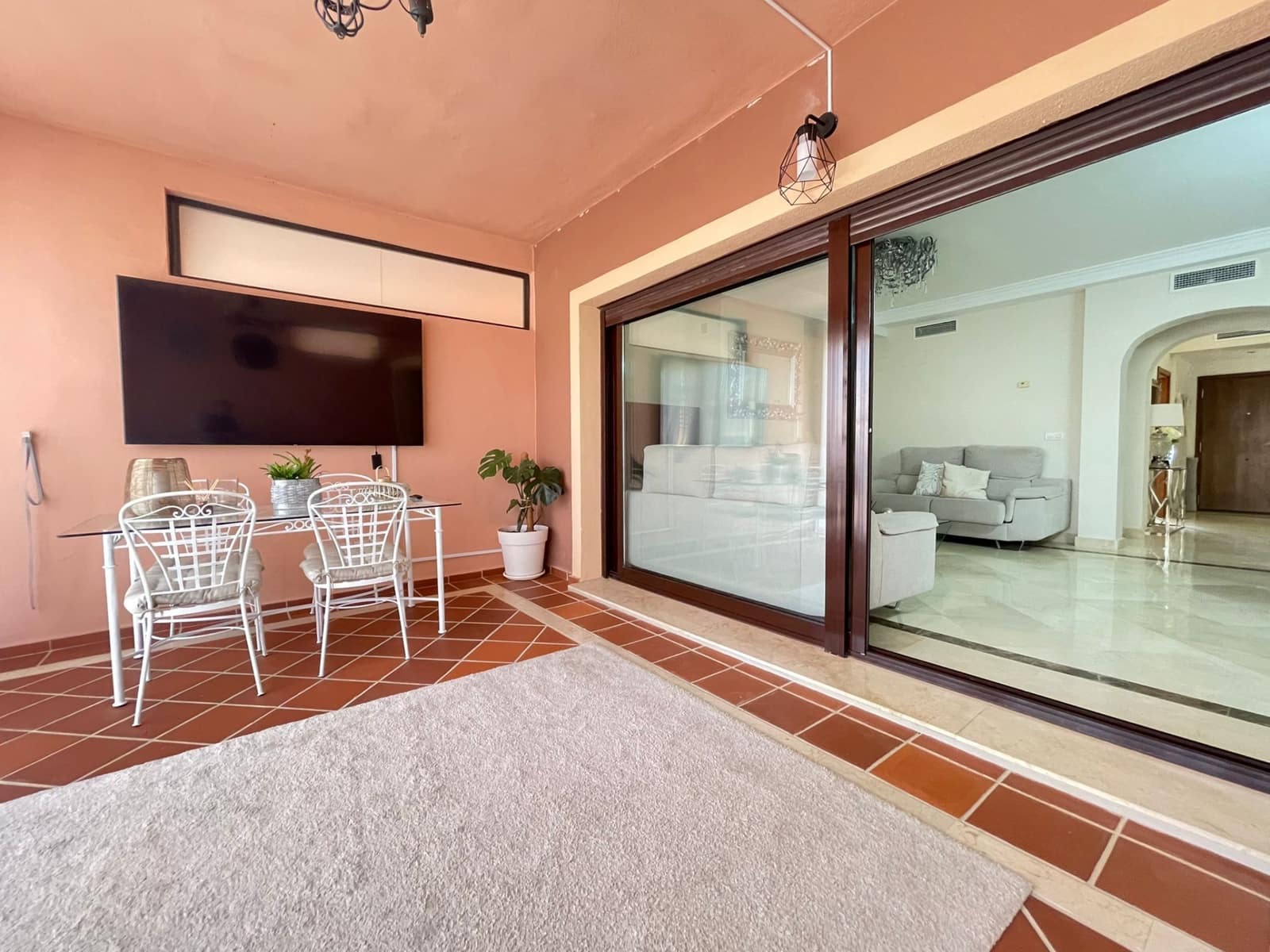 3 chambre Maison de Ville à vendre à Estepona avec piscine garage - 530 000 € (Ref: 8456424)