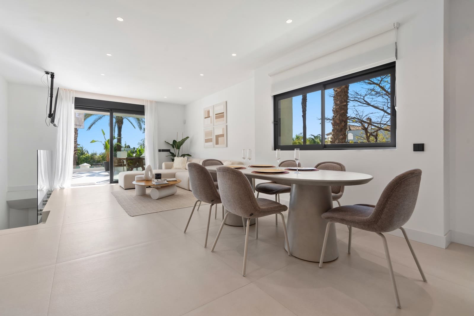 Apartamento de 4 habitaciones en El Paraiso en venta con piscina garaje - 895.000 € (Ref: 8499122)