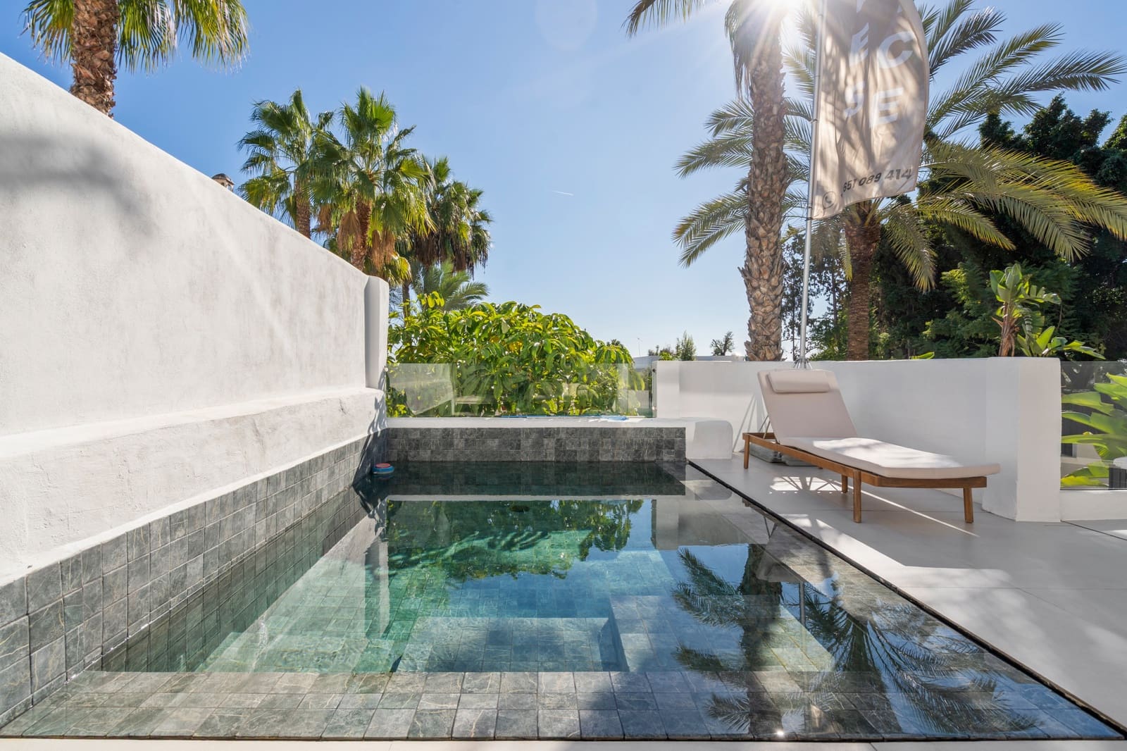 Apartamento de 4 habitaciones en El Paraiso en venta con piscina garaje - 895.000 € (Ref: 8499122)