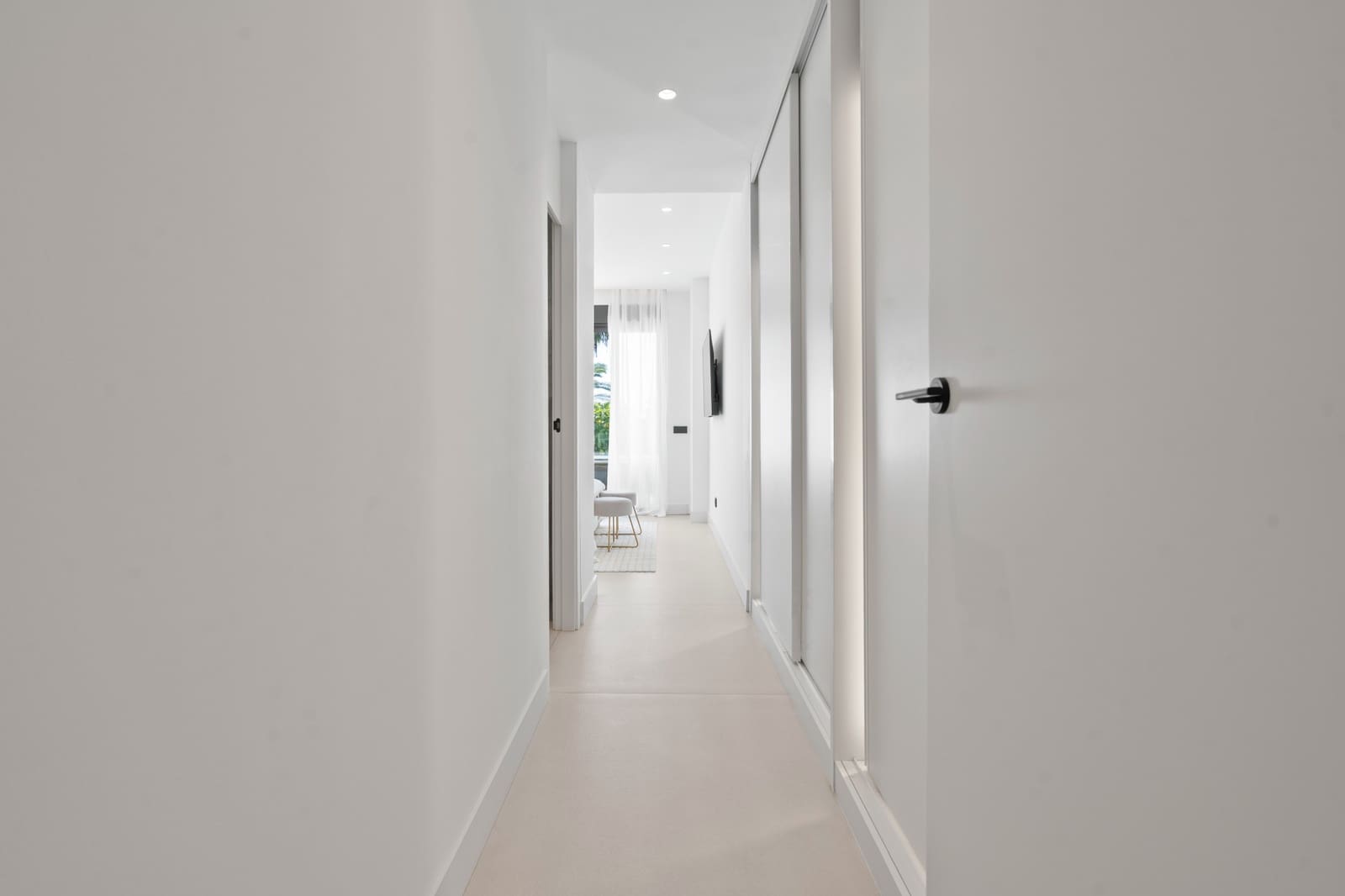 Apartamento de 4 habitaciones en El Paraiso en venta con piscina garaje - 890.000 € (Ref: 8499122)