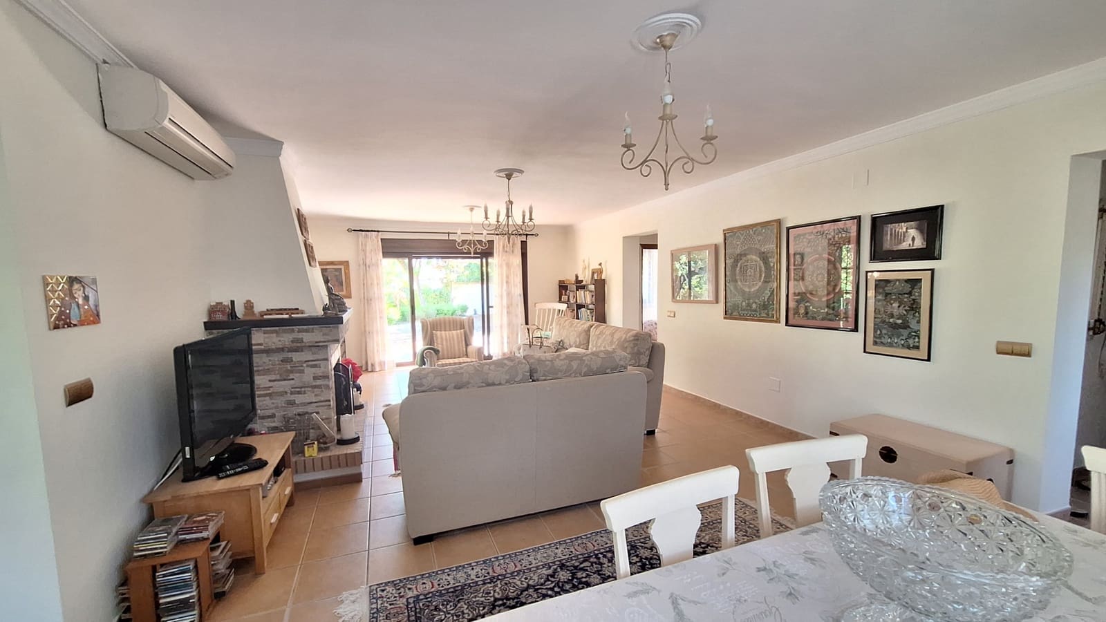 2 slaapkamer Finca/Landhuis te koop in El Velerin met zwembad garage - € 550.000 (Ref: 8562312)