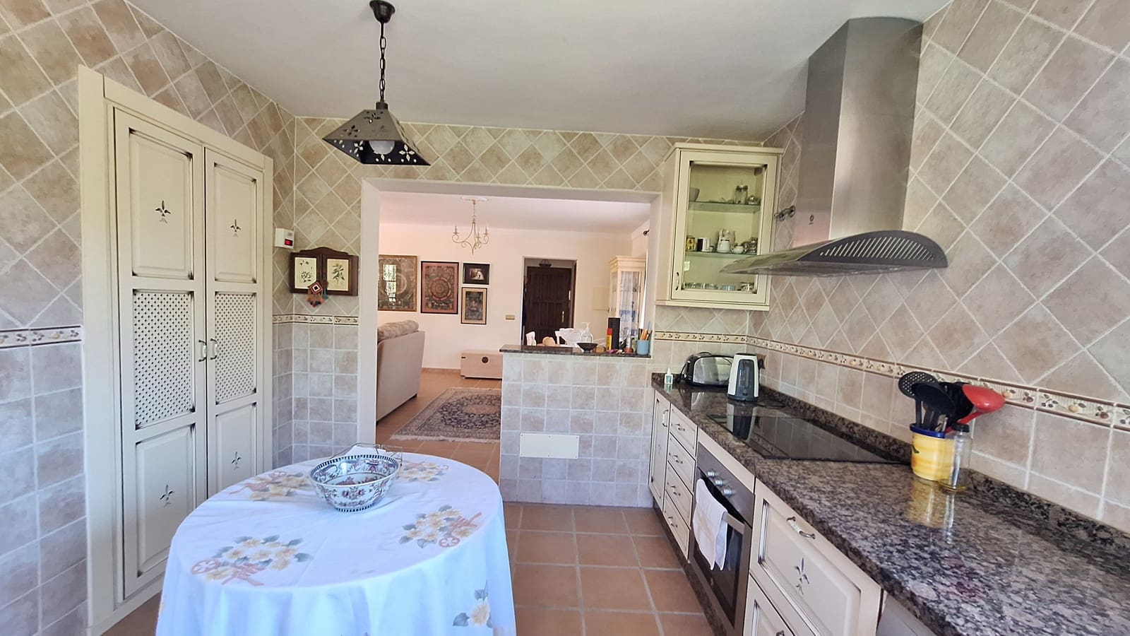 2 slaapkamer Finca/Landhuis te koop in El Velerin met zwembad garage - € 550.000 (Ref: 8562312)