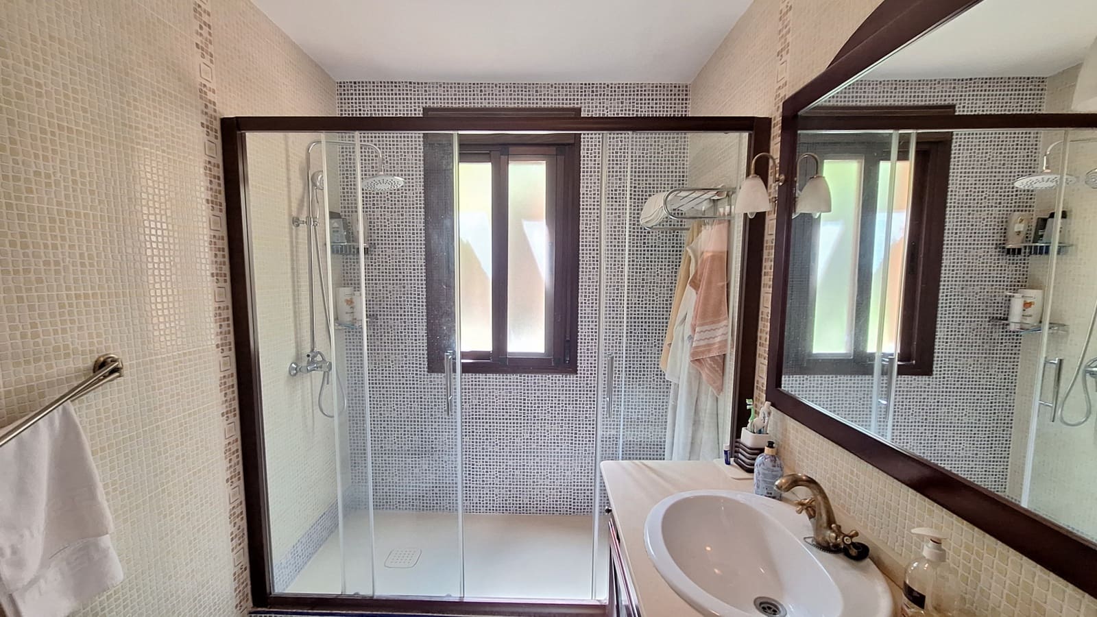 2 slaapkamer Finca/Landhuis te koop in El Velerin met zwembad garage - € 550.000 (Ref: 8562312)