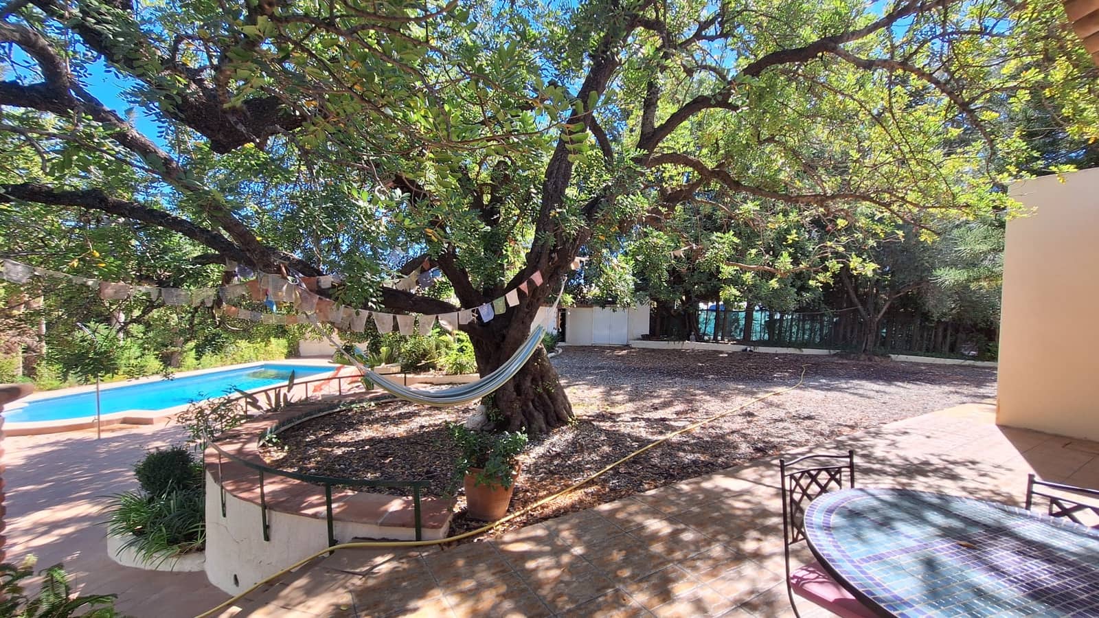 2 slaapkamer Finca/Landhuis te koop in El Velerin met zwembad garage - € 550.000 (Ref: 8562312)