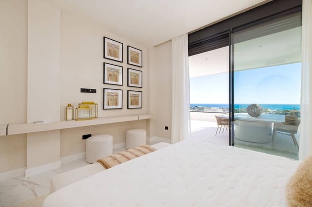 4 bedroom Apartment for sale in Estepona with garage - € 1,711,650 (Ref: 8623605)