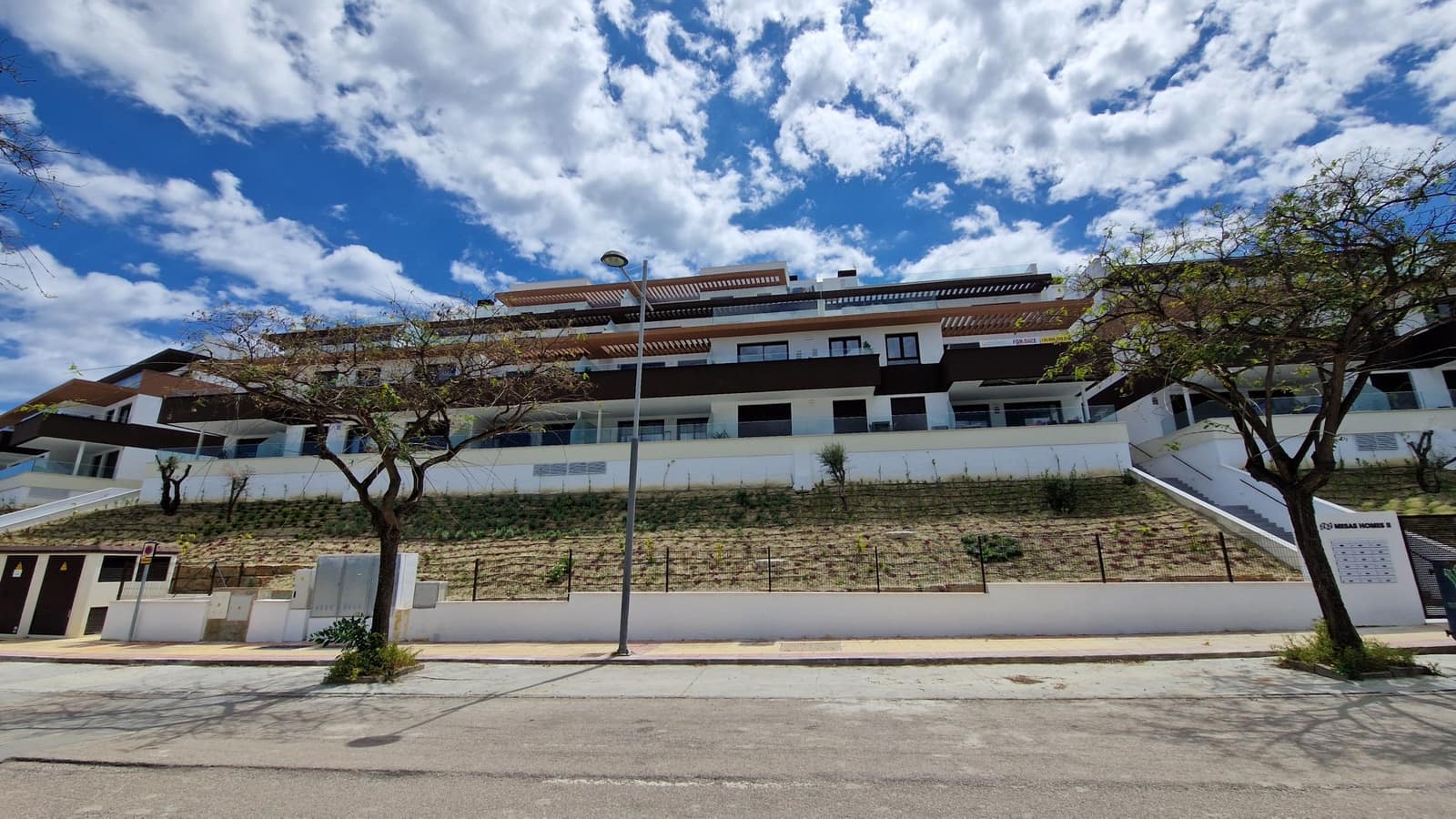 2 bedroom Apartment for sale in Estepona with pool garage - € 580,000 (Ref: 8712293)