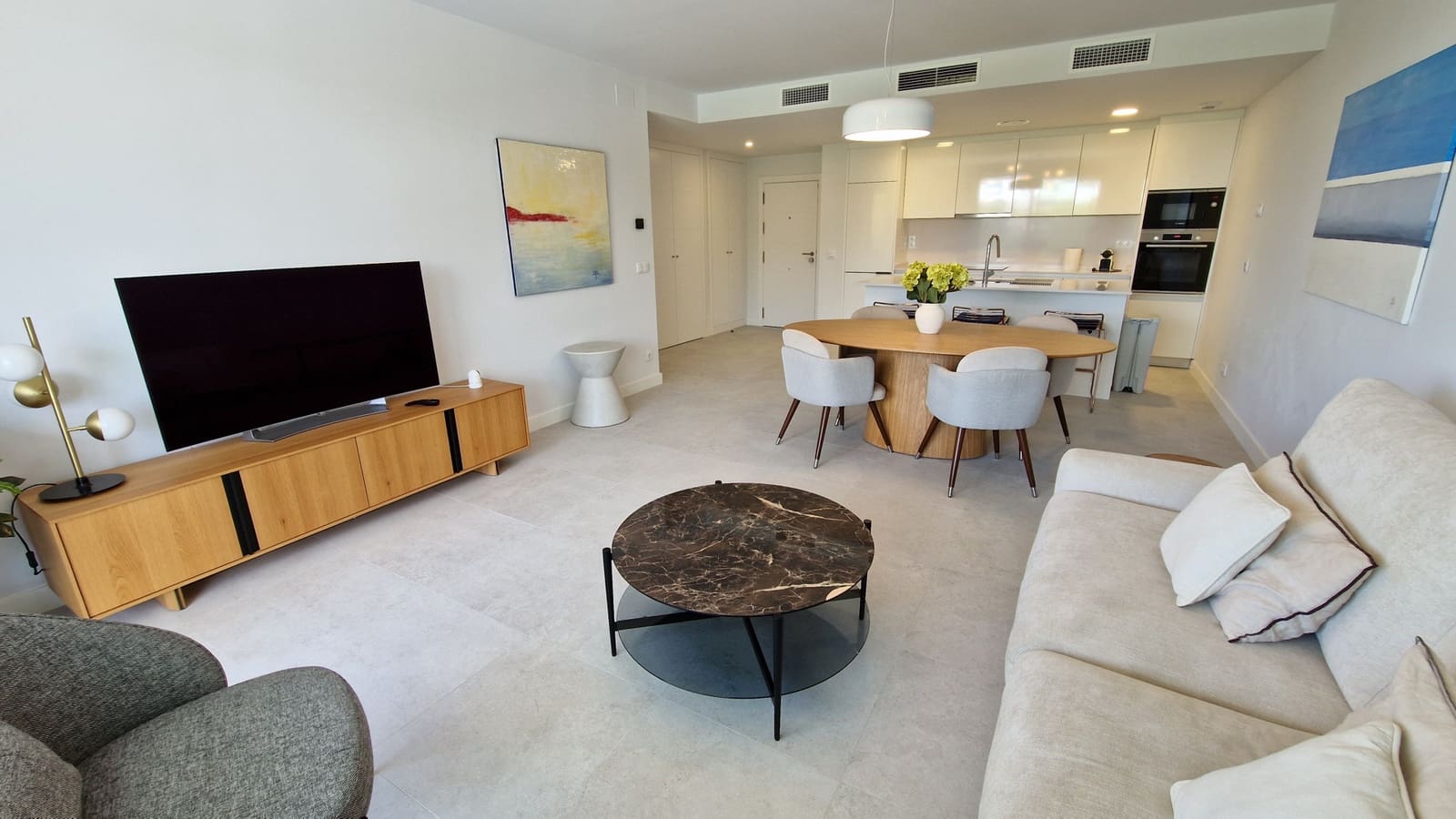 2 bedroom Apartment for sale in Estepona with pool garage - € 580,000 (Ref: 8712293)