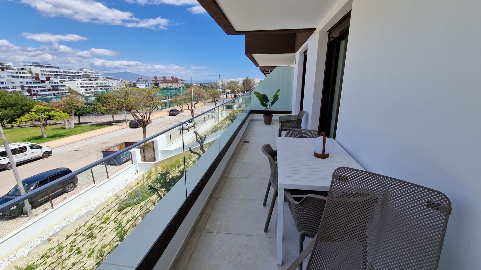 2 bedroom Apartment for sale in Estepona with pool garage - € 580,000 (Ref: 8712293)