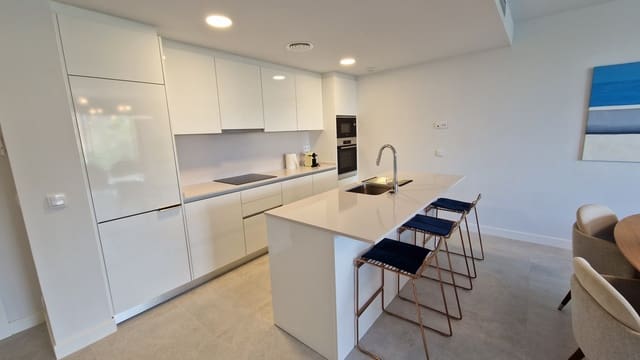 2 bedroom Apartment for sale in Estepona with pool garage - € 580,000 (Ref: 8712293)