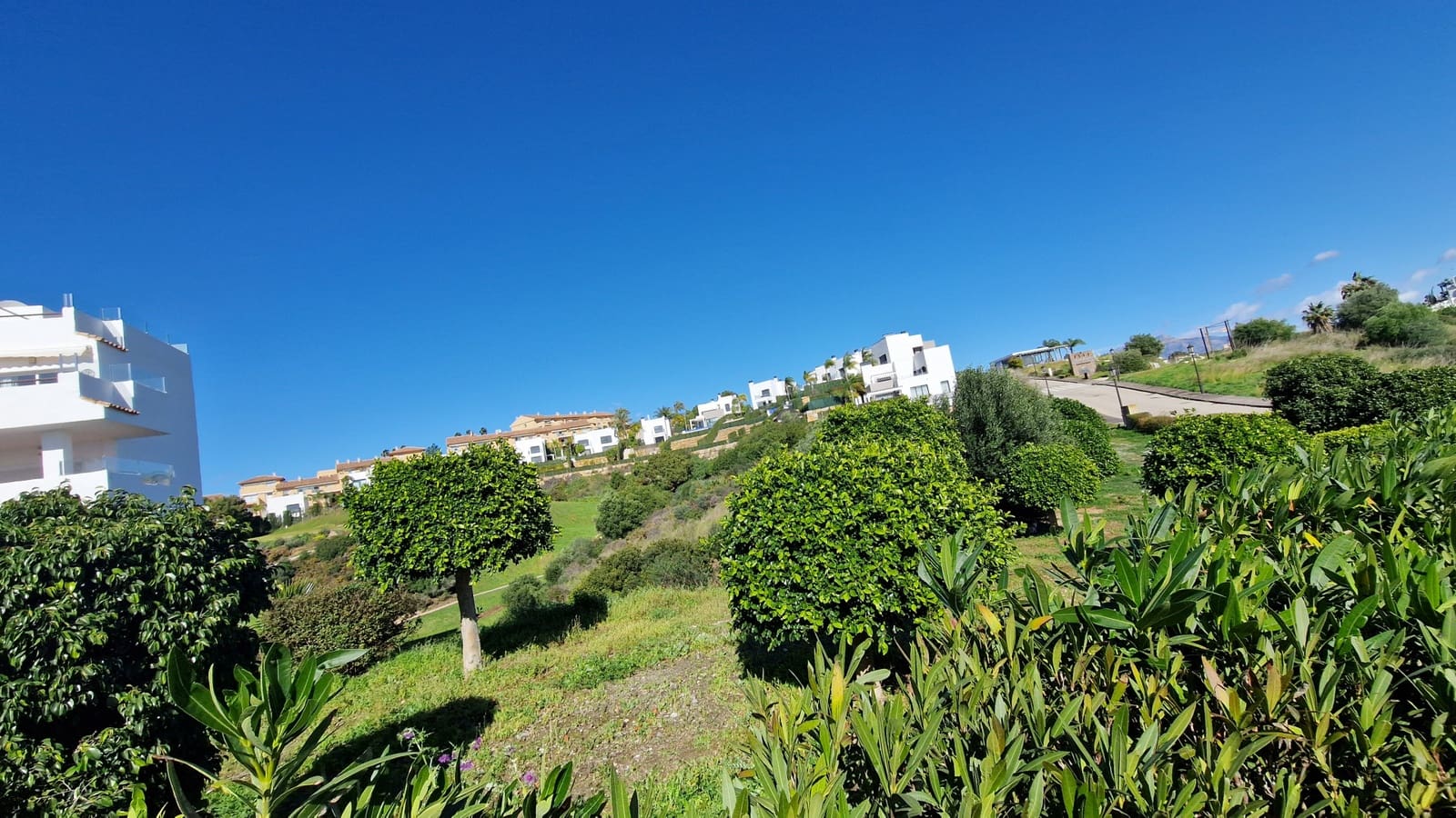 Byggetomt til salgs i Estepona - € 380 000 (Ref: 8774134)