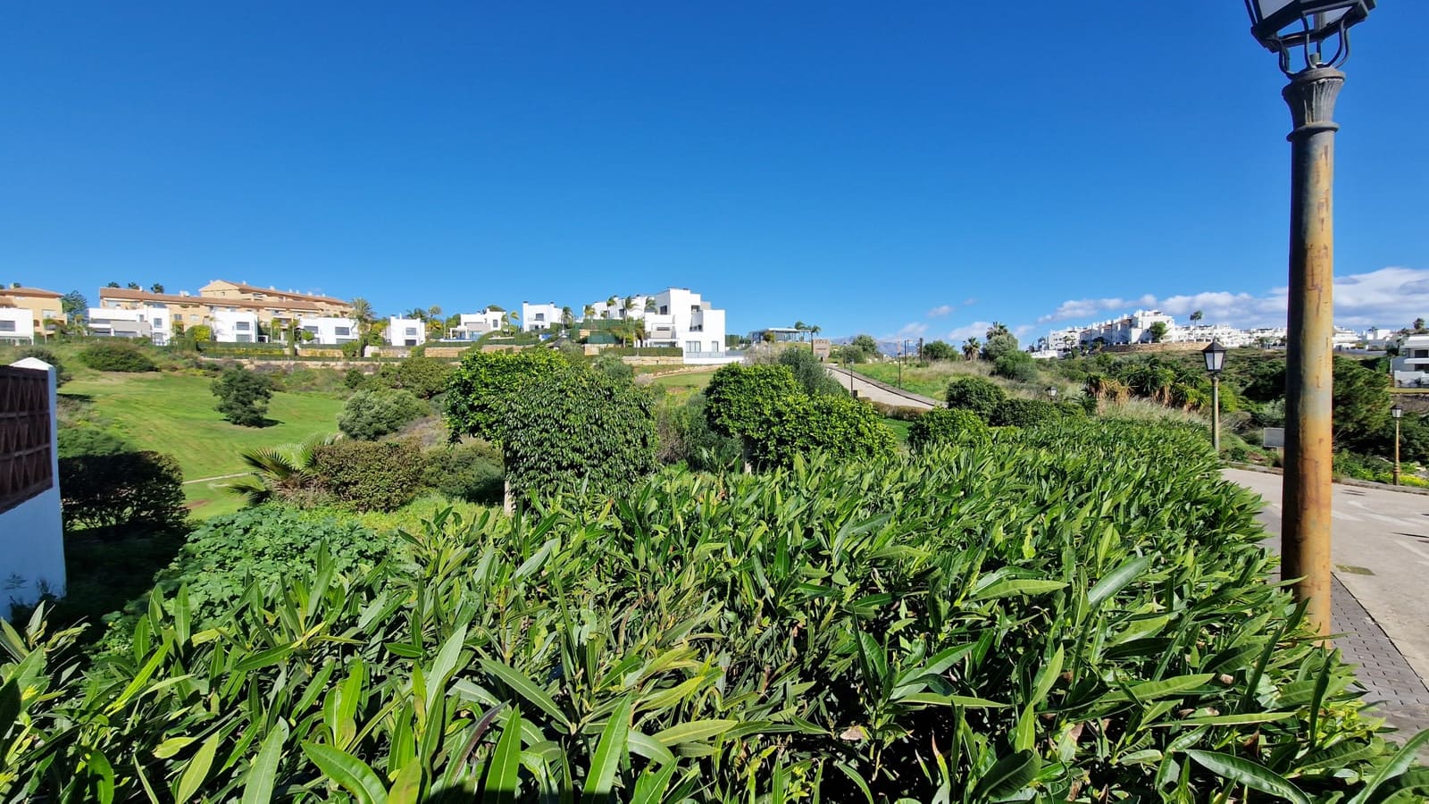 Byggetomt til salgs i Estepona - € 350 000 (Ref: 8774135)