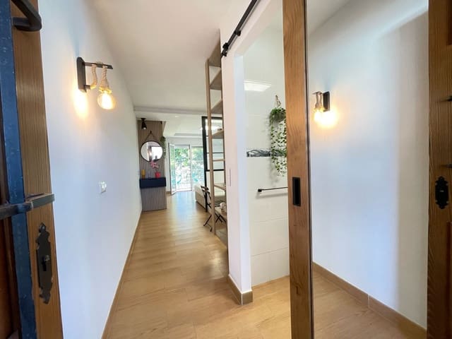 Studio for sale in Estepona with pool garage - € 230,000 (Ref: 8803279)