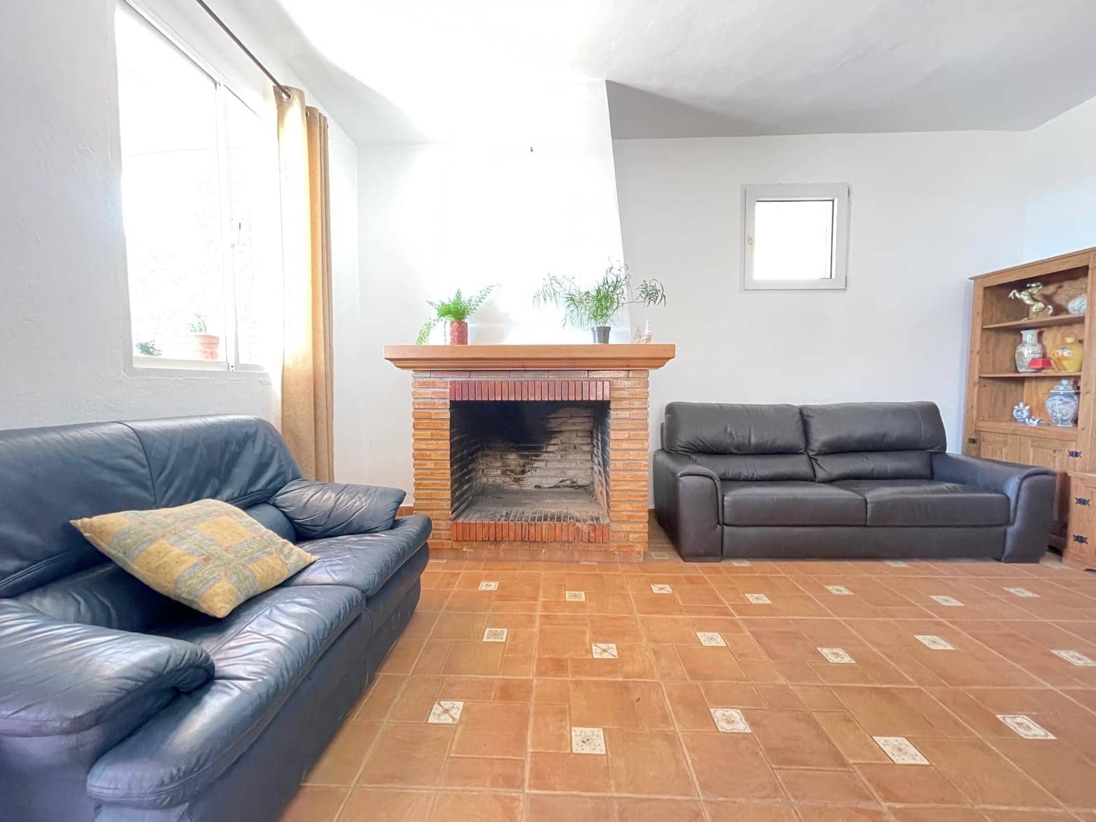 3 sypialnia Finka/Dom wiejski na sprzedaż w Estepona - 585 000 € (Ref: 8821045)