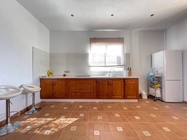 3 chambre Finca/Maison de Campagne à vendre à Estepona - 585 000 € (Ref: 8821045)