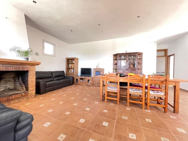 3 chambre Finca/Maison de Campagne à vendre à Estepona - 585 000 € (Ref: 8821045)