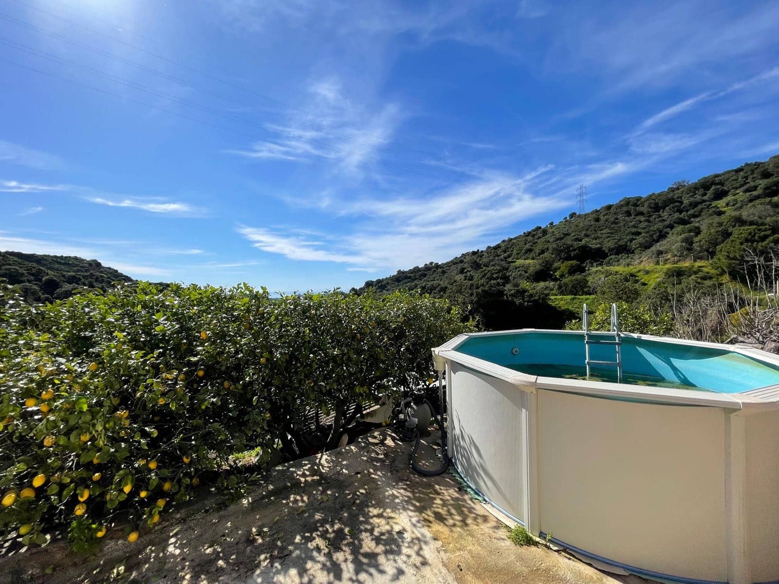 3 sypialnia Finka/Dom wiejski na sprzedaż w Estepona - 585 000 € (Ref: 8821045)