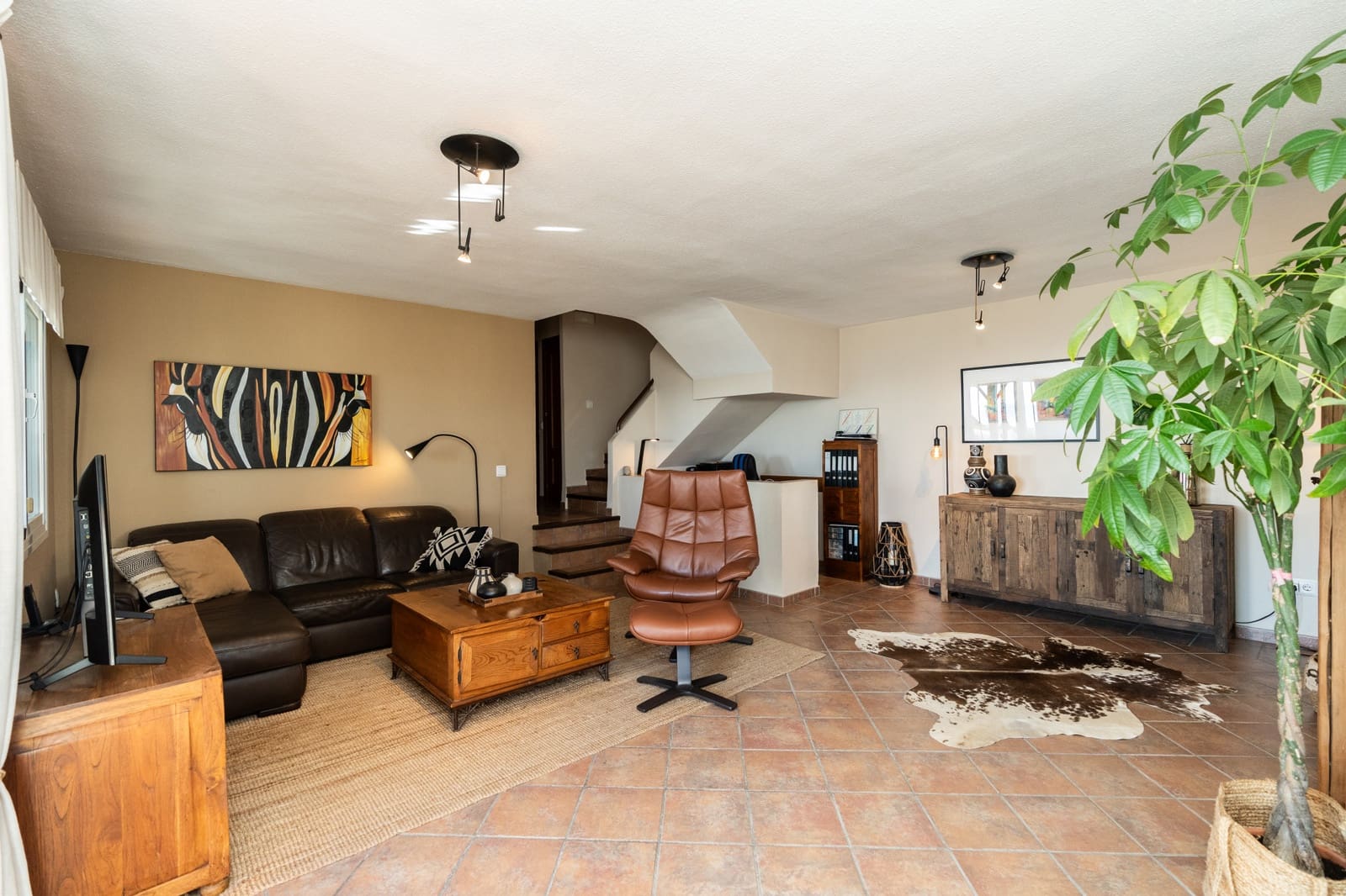 3 soverom Hus til salgs i Casares med svømmebasseng - € 1 250 000 (Ref: 8895972)