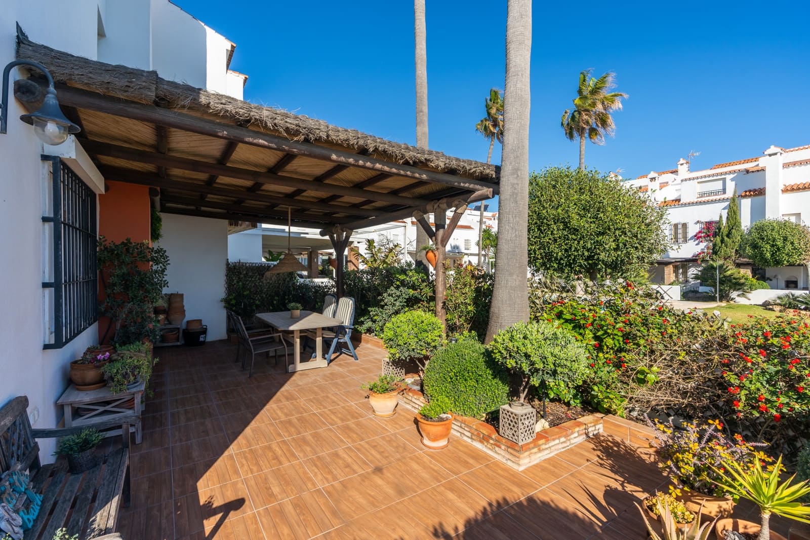 3 soverom Hus til salgs i Casares med svømmebasseng - € 1 250 000 (Ref: 8895972)