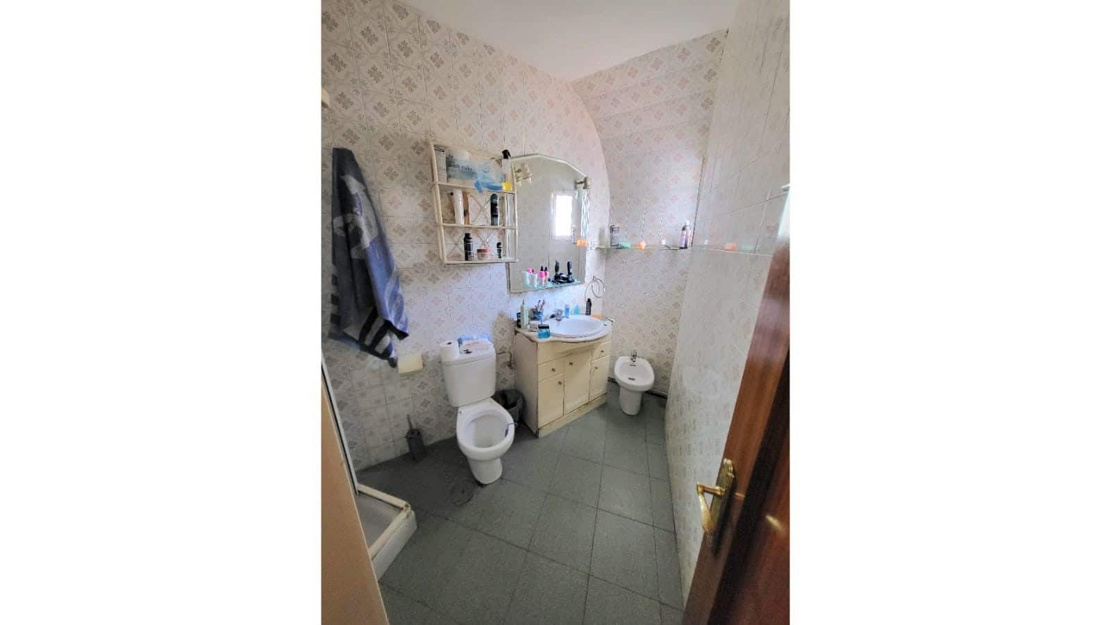 Casa de 3 habitaciones en Estepona en venta - 299.900 € (Ref: 8931762)