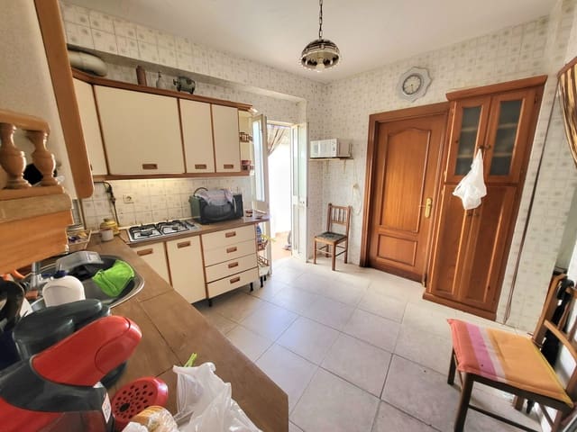 Casa de 3 habitaciones en Estepona en venta - 299.900 € (Ref: 8931762)