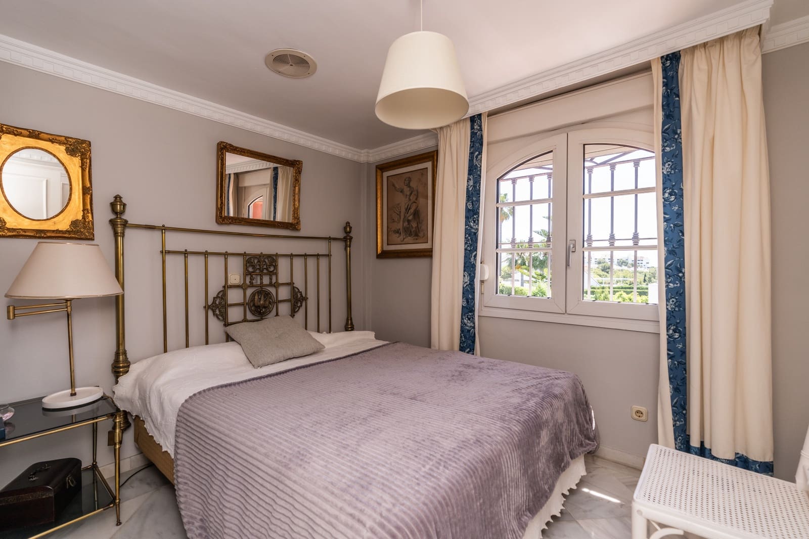 6 soveværelse Villa til salg i Estepona med swimmingpool garage - € 3.800.000 (Ref: 9009832)